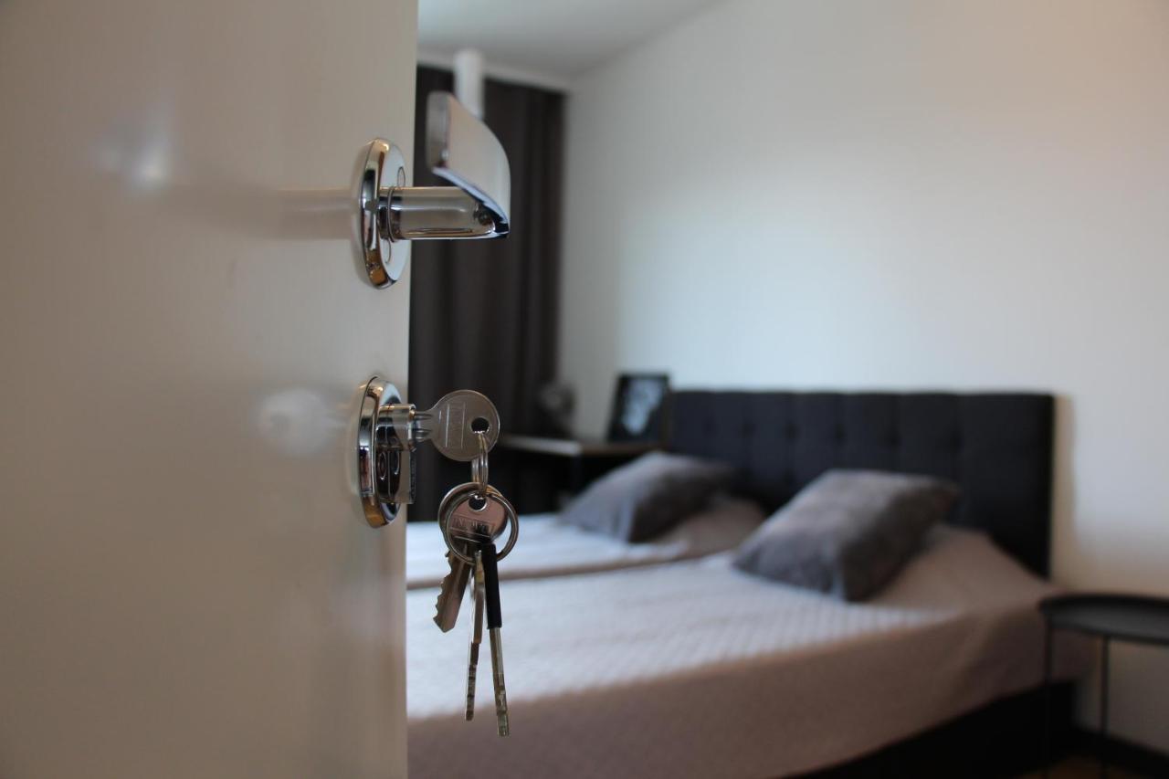 New Modern 4-Room Apartment With Big Balcony And Undeground Parking In Center Of Tallinn Exterior photo